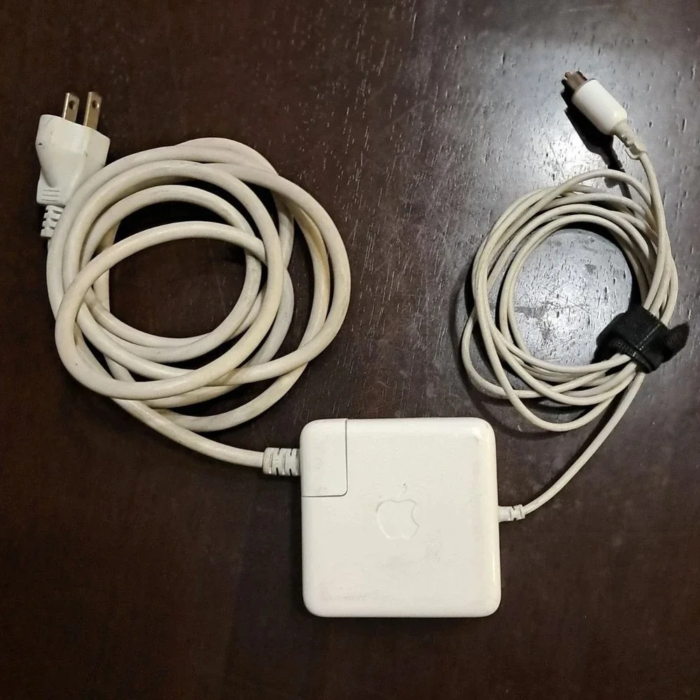 Apple iBook G4 PowerBook OEM Power Adapter Charger 45W A1036 M8482 White